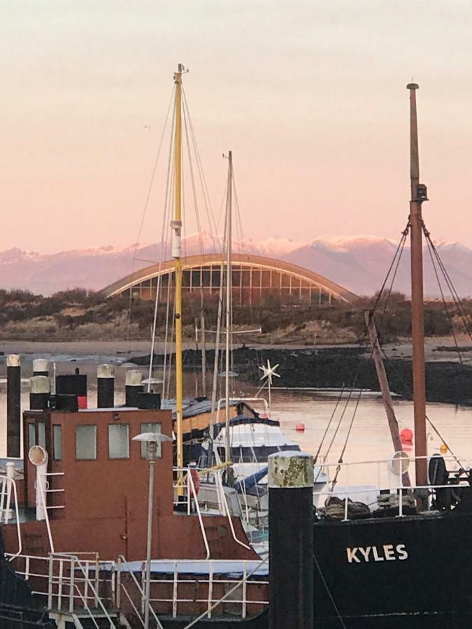 Harbourlights Accomodation アーヴァイン エクステリア 写真